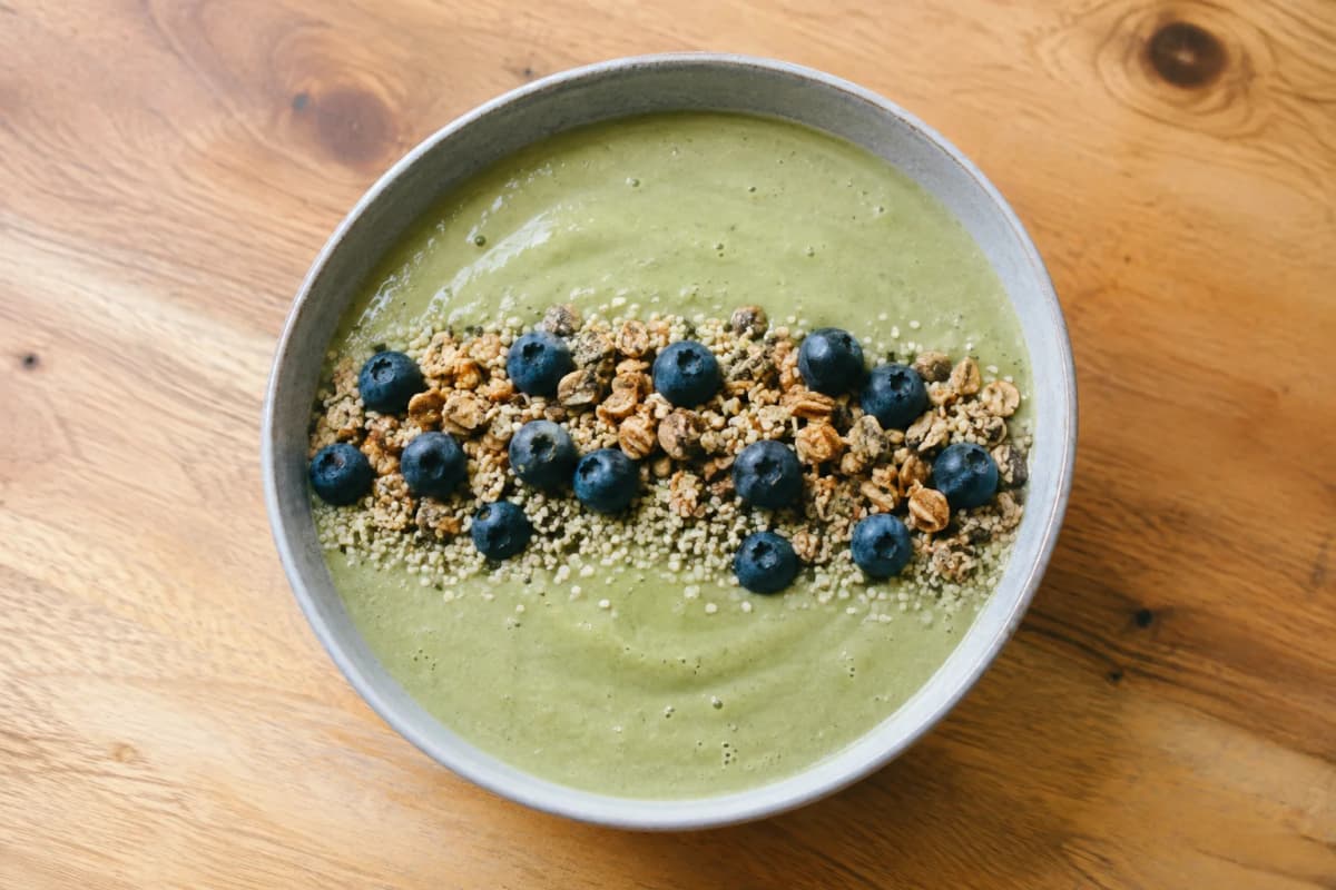 Bol de smoothie vert